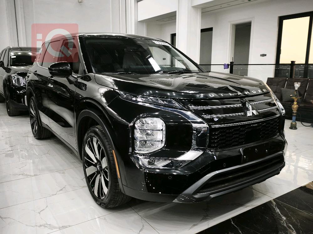 ميتسوبيشي اوتلاندر